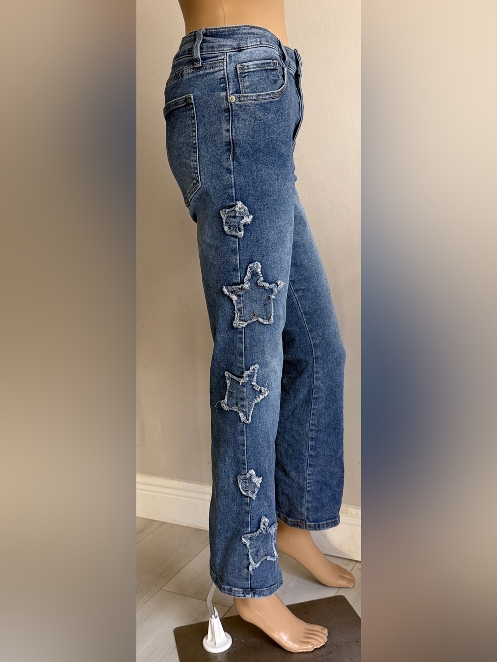 Ashley Mason Premium Star Patch Straight Leg Jeans Size 26 | Distressed Denim - Picture 5 of 8